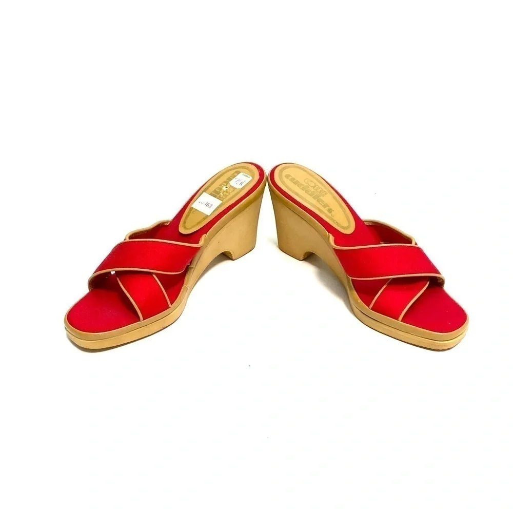 Vintage 1970s deadstock vegan red canvas wedge disco heels